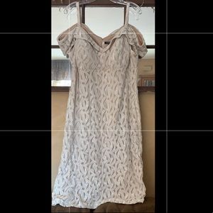 Stunning Roz & Ali size 18 cocktail dress